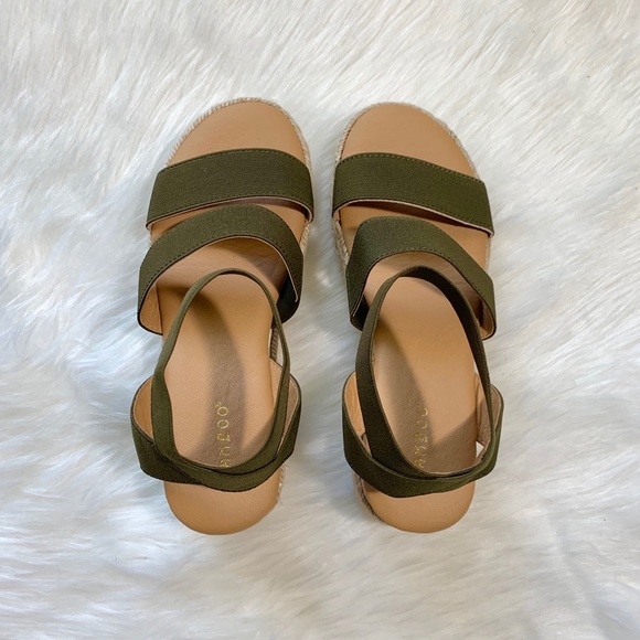 Bamboo Olive Espadrilles - Picture 3 of 4